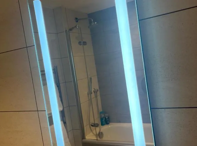 Huller And Cheese Warehouse شقة بريستول